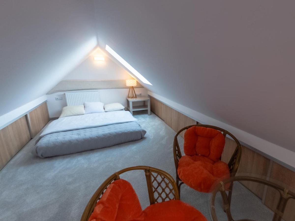 Apartament Huzar Krynica Zdroj Luaran gambar